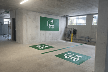 Electric vehicle charging